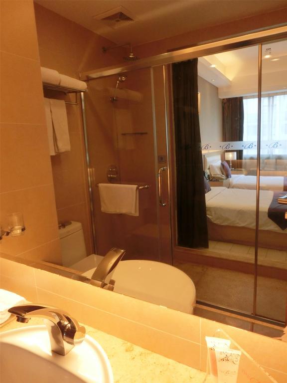 Guangzhou Bauhinia Hotel Room photo