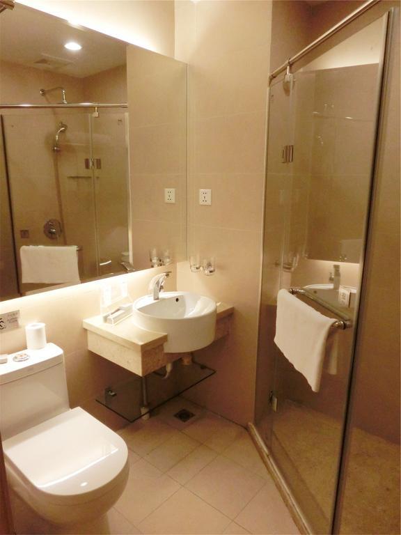 Guangzhou Bauhinia Hotel Room photo