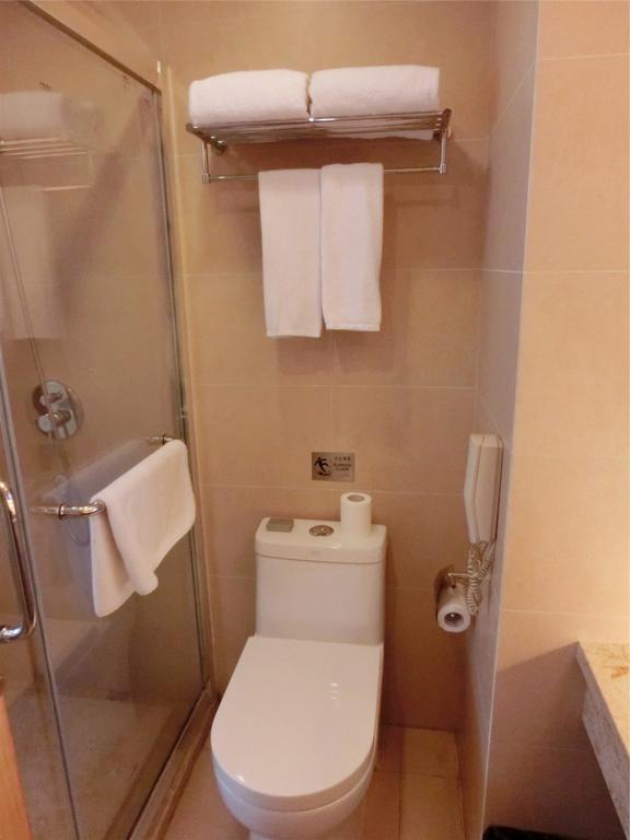 Guangzhou Bauhinia Hotel Room photo